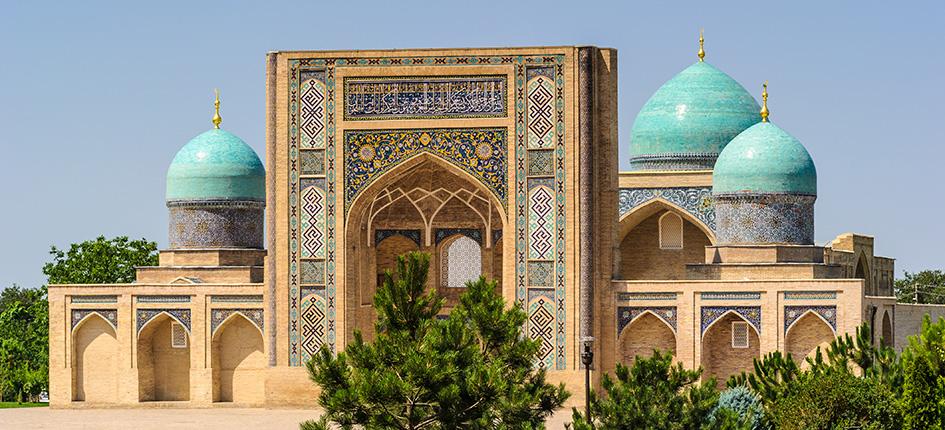 Die usbekischen Hauptstadt Taschkent ist ein Industrie- und Kulturzentrum mit verschiedenen Universitäten und Forschungsinstituten  