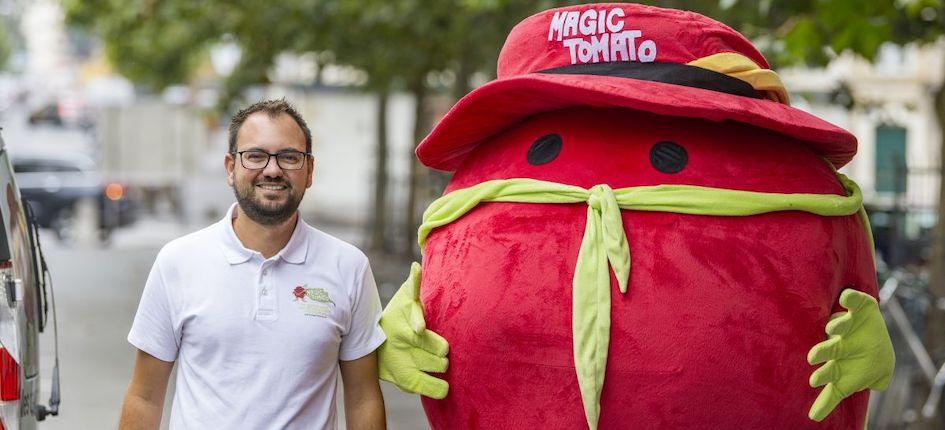 With a streamlined system, MagicTomato is able to serve its customers in record time while eliminating food and plastic packaging waste to the maximum.