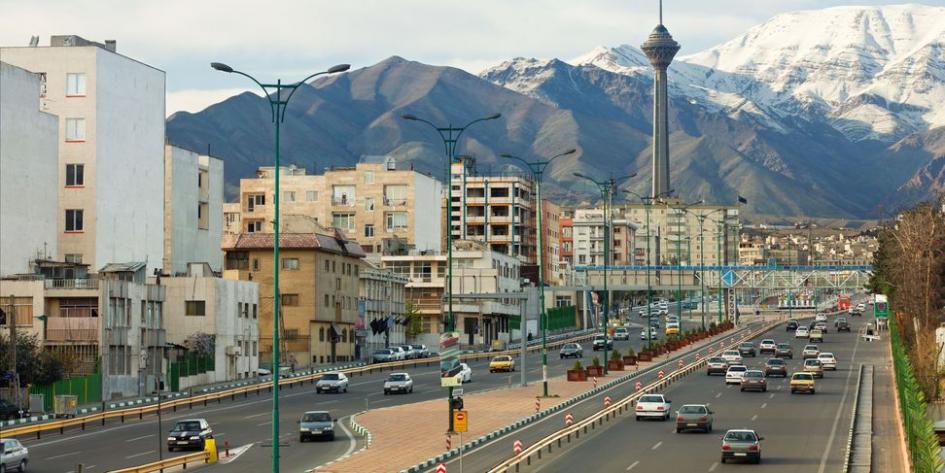 Street scene in Teheran.