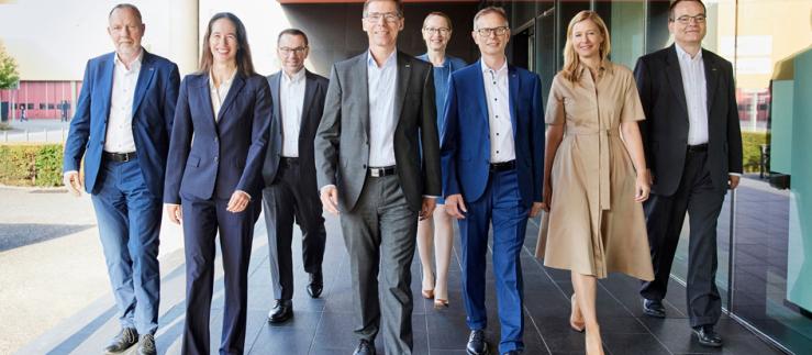 The Executive Board of the Swiss Federal Institute of Technology Zurich can be pleased about the further rise in the World University Ranking: Detlef Günther, Vanessa Wood, Ulrich Weidmann, Joël Mesot, Katharina Poiger,(Secretary General), Günther Dissertori, Julia Dannath, Robert Perich. 