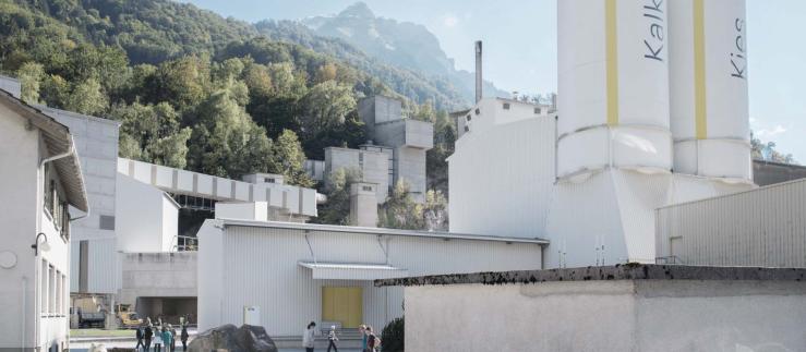 Die Kalkfabrik Netstal will rund drei Viertel ihrer täglichen CO2-Emissionen aus der Kalkproduktion verflüssigen. 