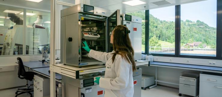 In its new research laboratories in Schachen, MSD aims to drive forward the development of analytical methods for new active substances. 