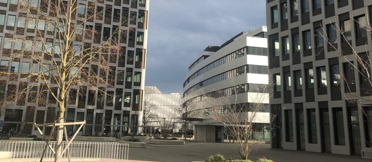 PharmaBiome, based in the Bio-Technopark Schlieren (picture), will be working with the international pharmaceutical group Ferring in future. Image credit: Limmatstadt AG