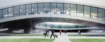 Prédio da universidade suíça EPFL